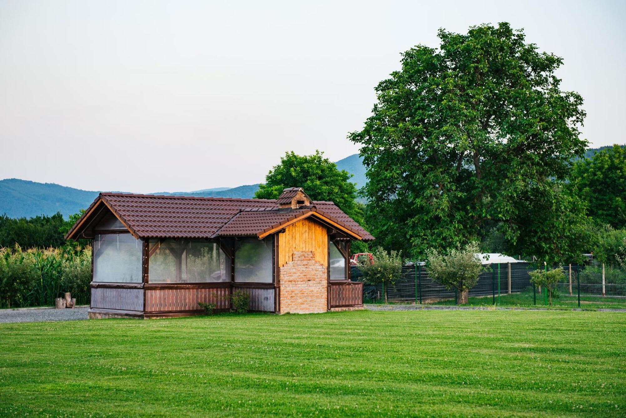 Rai Romanesc Sălişte Exterior foto