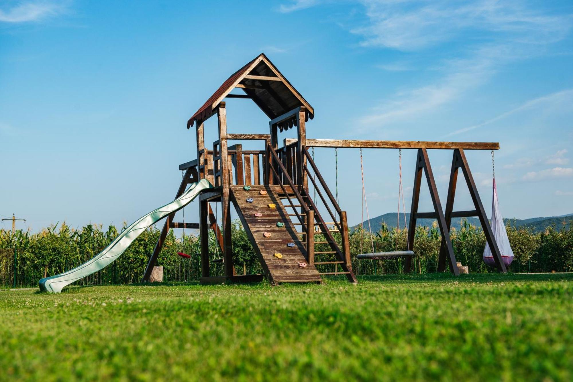 Rai Romanesc Sălişte Exterior foto