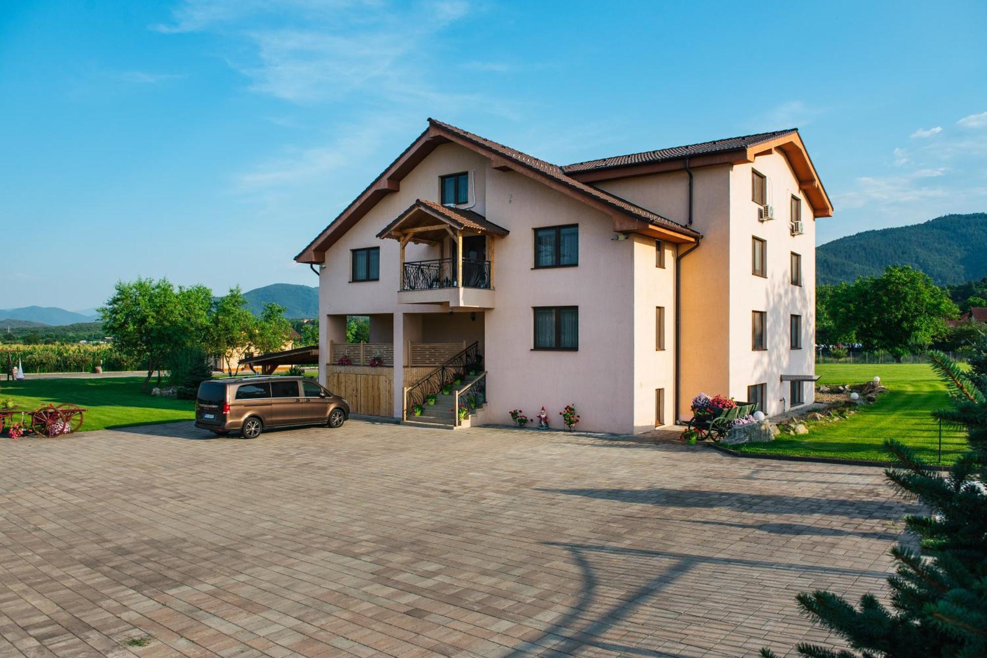 Rai Romanesc Sălişte Exterior foto